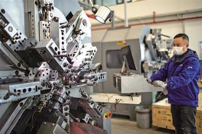 以重点项目为引擎，以研发创新为驱动 机械设备产业撑起稳增长“脊梁”